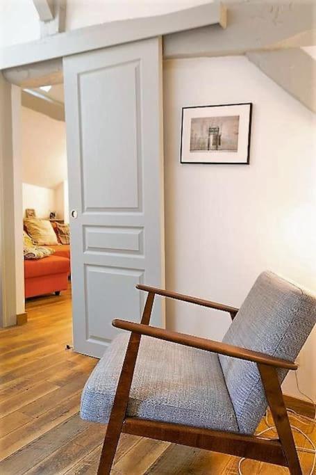 La Mansarde : Cosy Et Charme Au Centre Historique Apartment Dijon Exterior photo
